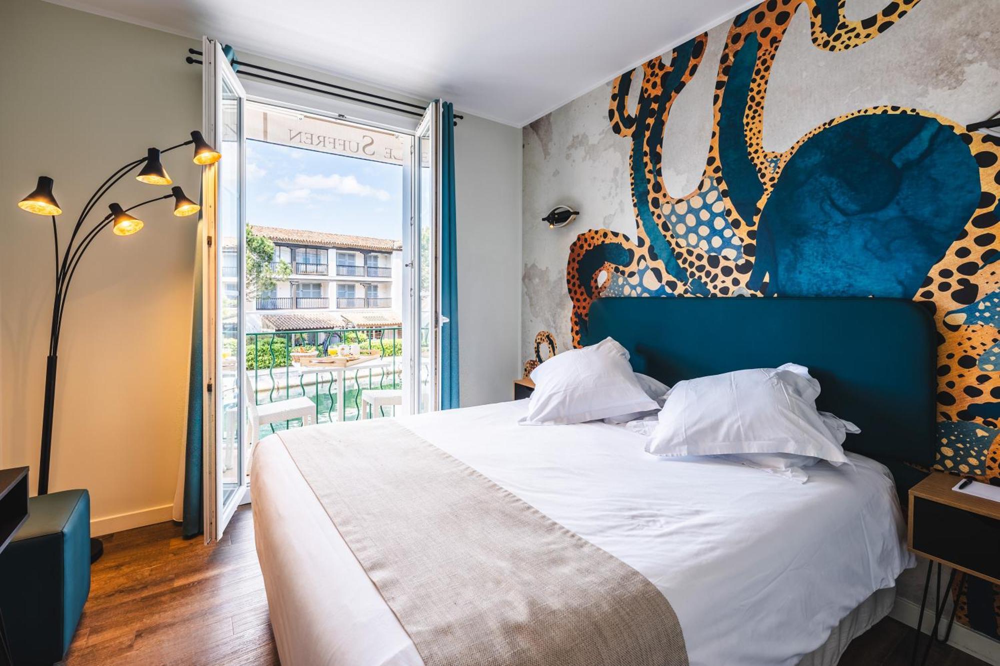 Le Suffren Hotel Grimaud Exterior photo