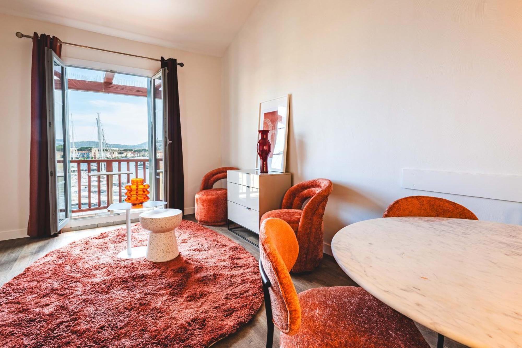 Le Suffren Hotel Grimaud Exterior photo